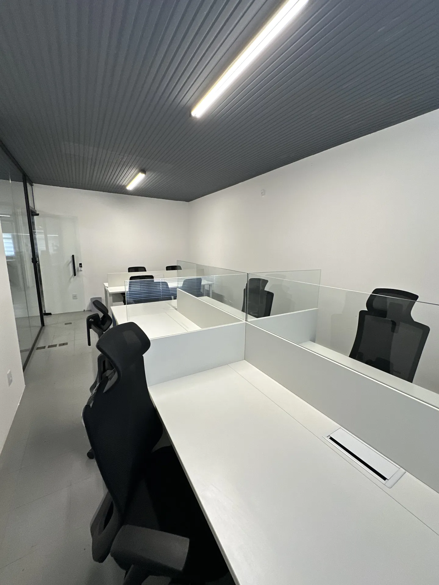 20251101_142243144_iOS